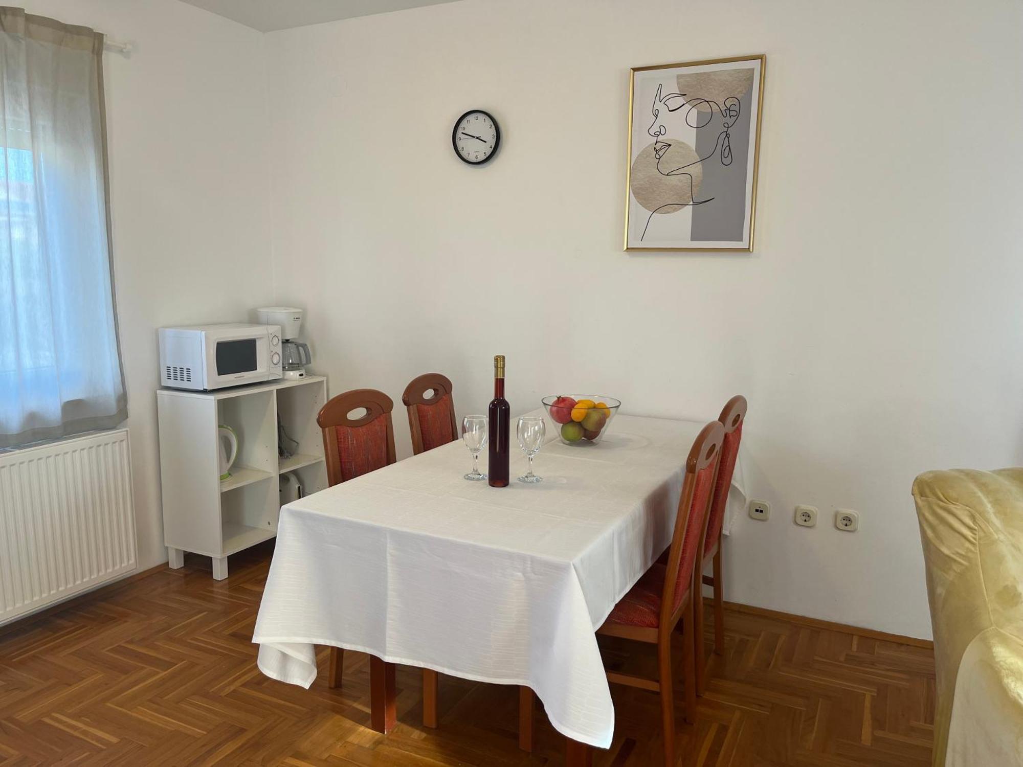 Burle Apartment With Free Private Parking Медулин Екстериор снимка